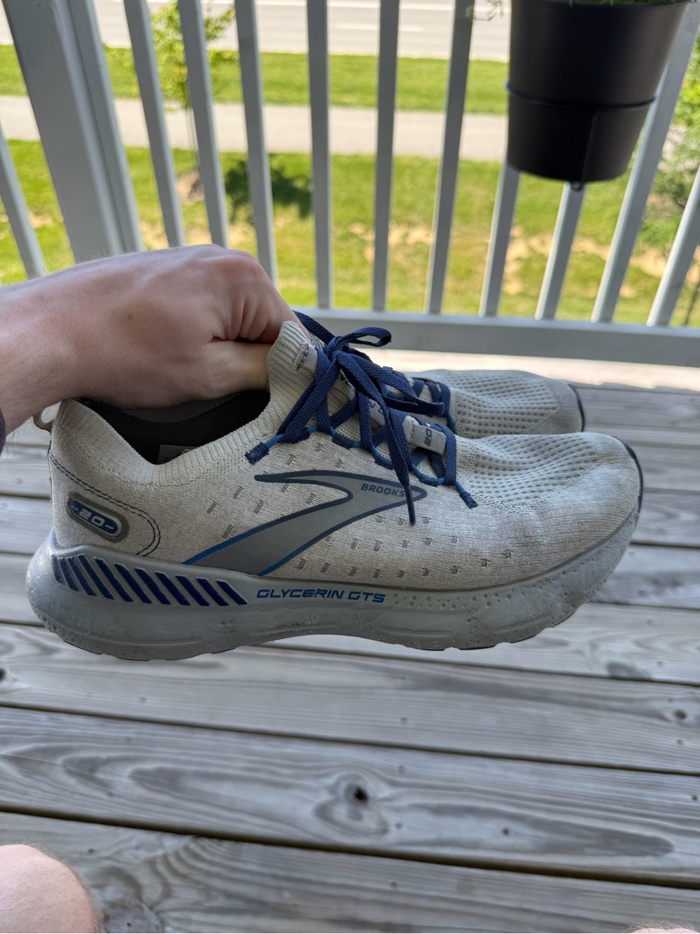 Brooks Glycerin GTS Running Shoes in Light Gray with Blue Accents